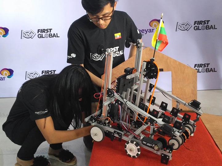 国際ロボット工学大会